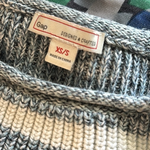 Gap sweater - Picture 6 of 7
